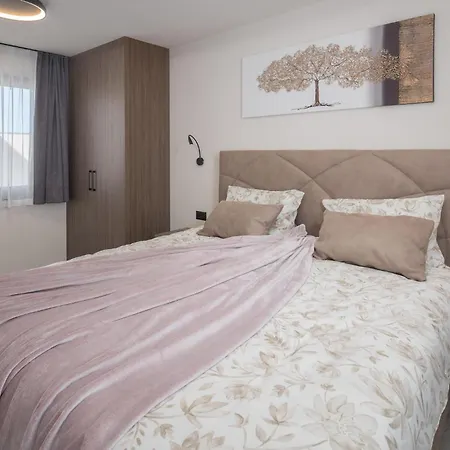 Luxurious Home In Tar * Tar-Vabriga