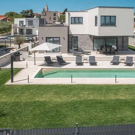 Beautiful In Tar * Tar-Vabriga